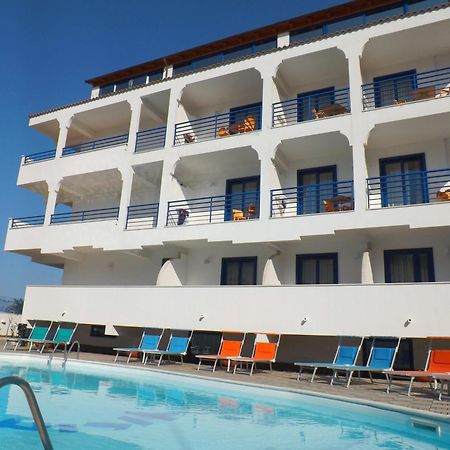 Hotel Yria Vieste Buitenkant foto