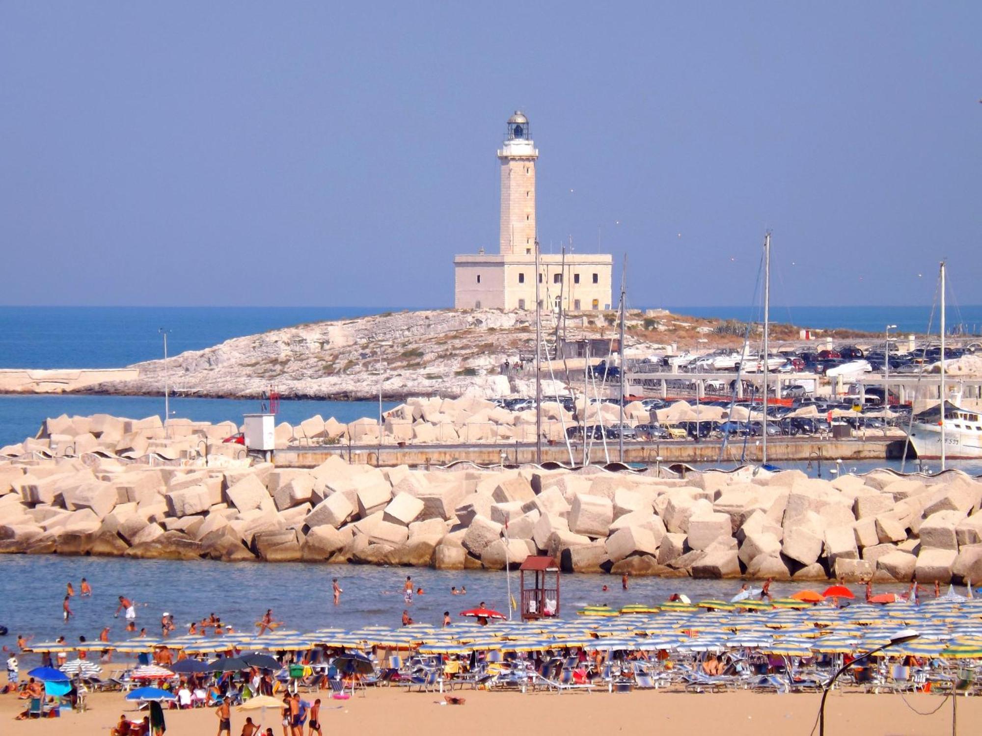 Hotel Yria Vieste Buitenkant foto